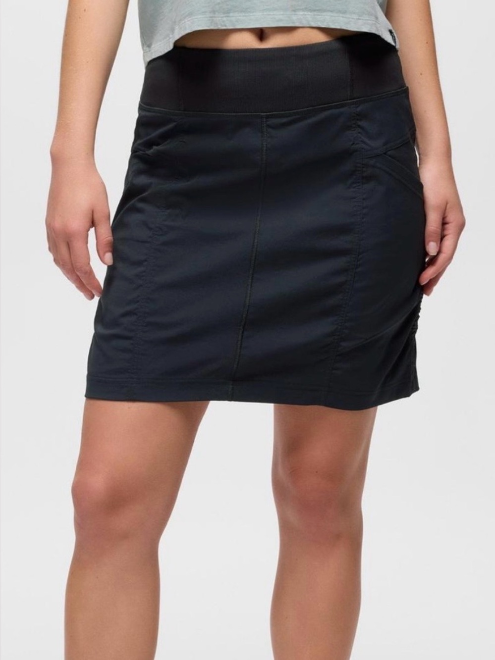 Prana koen skort black